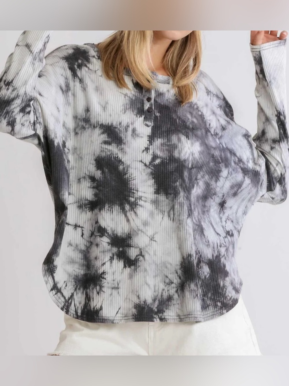 Umgee Gray Tie-Dye Ribbed Henley Long Sleeve Top - Size 1XL